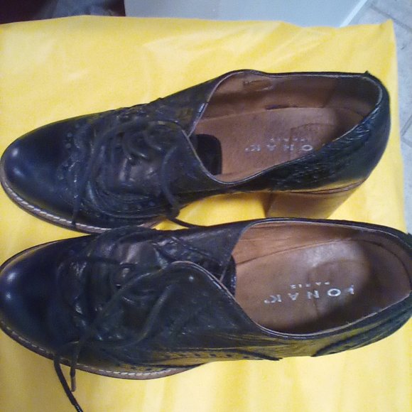 Varsity Blues - Picture 4 of 5